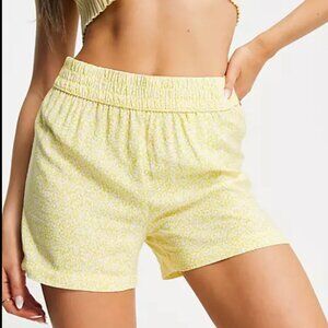Ruched Waist Summer Shorts